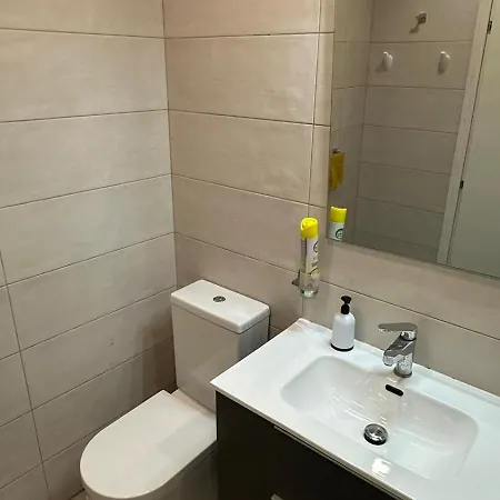 Kwatera prywatna Your Elegant Away From Shared Only With Host
