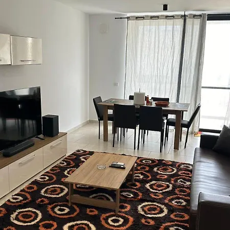 Your Elegant Away From Shared Only With Host * Żebbuġ