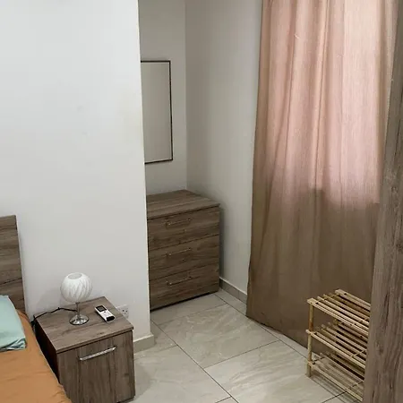 Homestay Your Elegant Away From Shared Only With Host Zebbug (Southern Region)