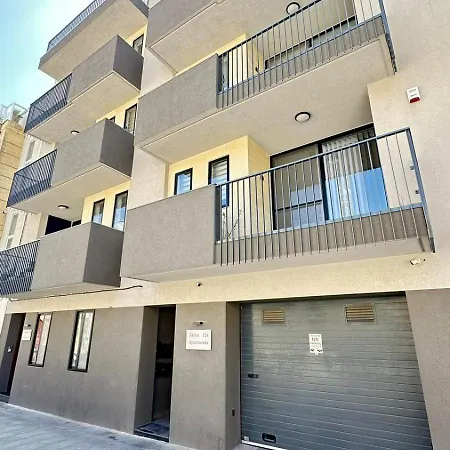 Pansiyon Your Elegant Away From Shared Only With Host Żebbuġ