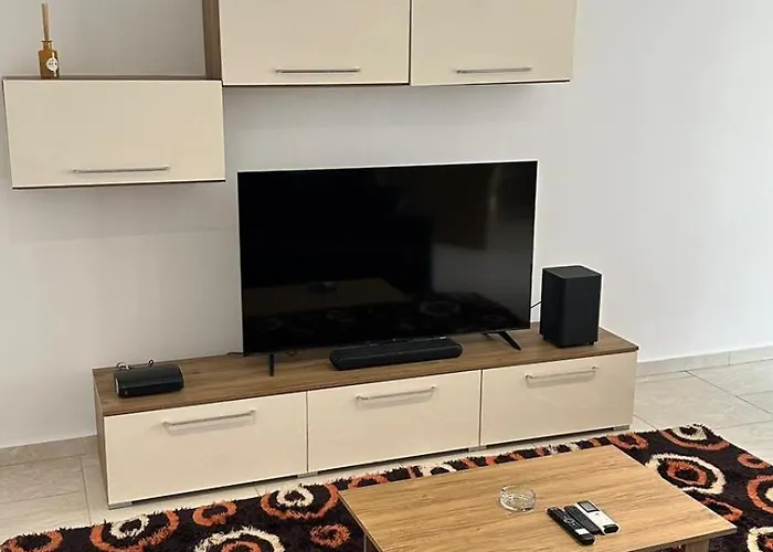 Alloggio in famiglia Your Elegant Away From Shared Only With Host Żebbuġ